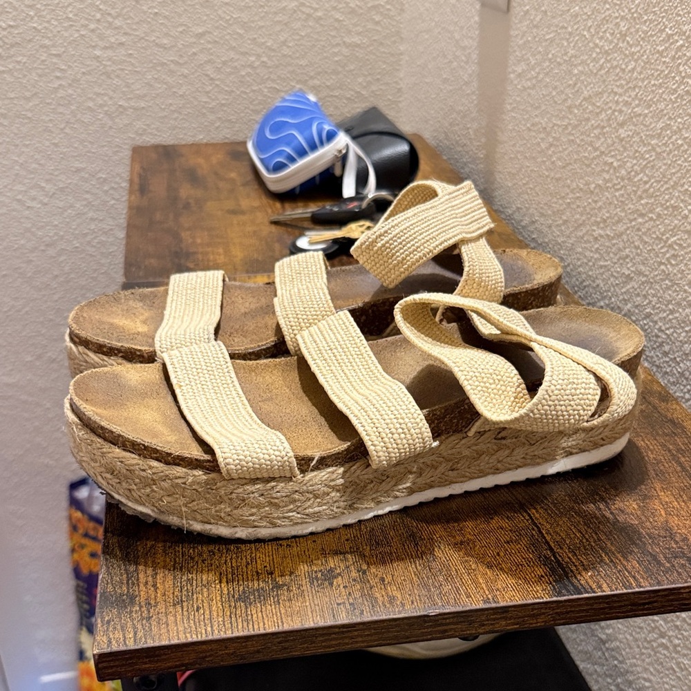 Steve Madden Cream Espadrille Wedges